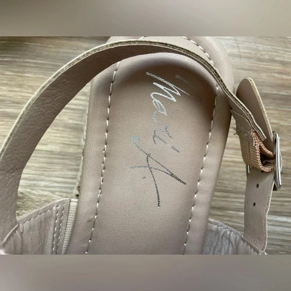 Mari A. Tamara Nude/Nude Sandals Size 8.5 Espadrille EUC